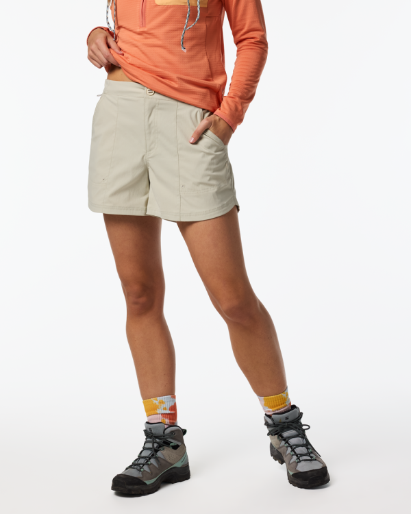 Coraje 4 Tech Short - Women's